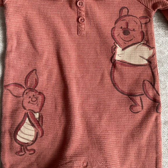EUC Disney Winnie the Pooh footie 6-9M - Picture 2 of 3
